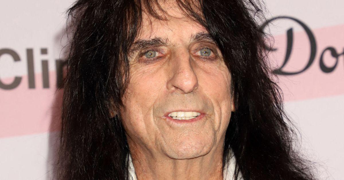 Photo of Alice Cooper.