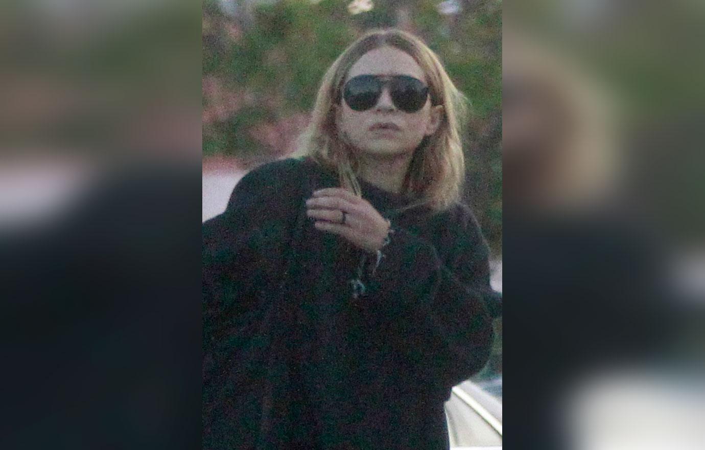 Ashley Olsen Wears Ring On Date With Boyfriend Louis Eisner