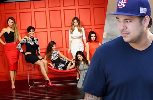 //rob kardashian avoids sisters mom pp