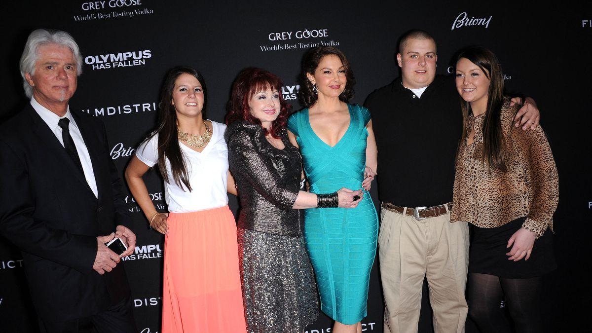 Ashley Judd was the one who found her mother, Naomi, in her home.