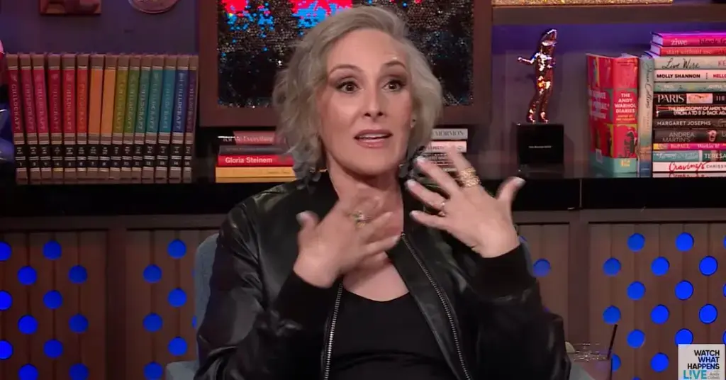 ricki lake stuns fans new look chicken neck surgery massive weight loss