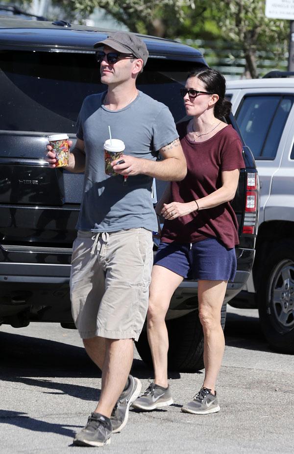 Johnny McDaid & Courteney Cox Engaged -- Engagement Ring Hiking