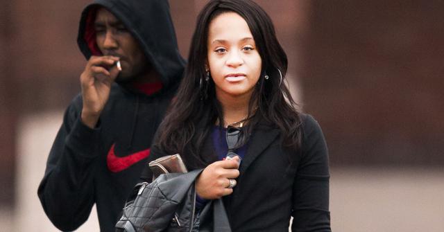 Friend Who Lived With Bobbi Kristina Tells All! Inside Her Life Of ...