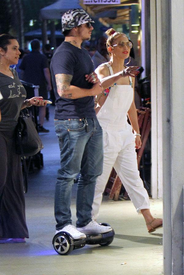 Jennifer Lopez Casper Smart Back together