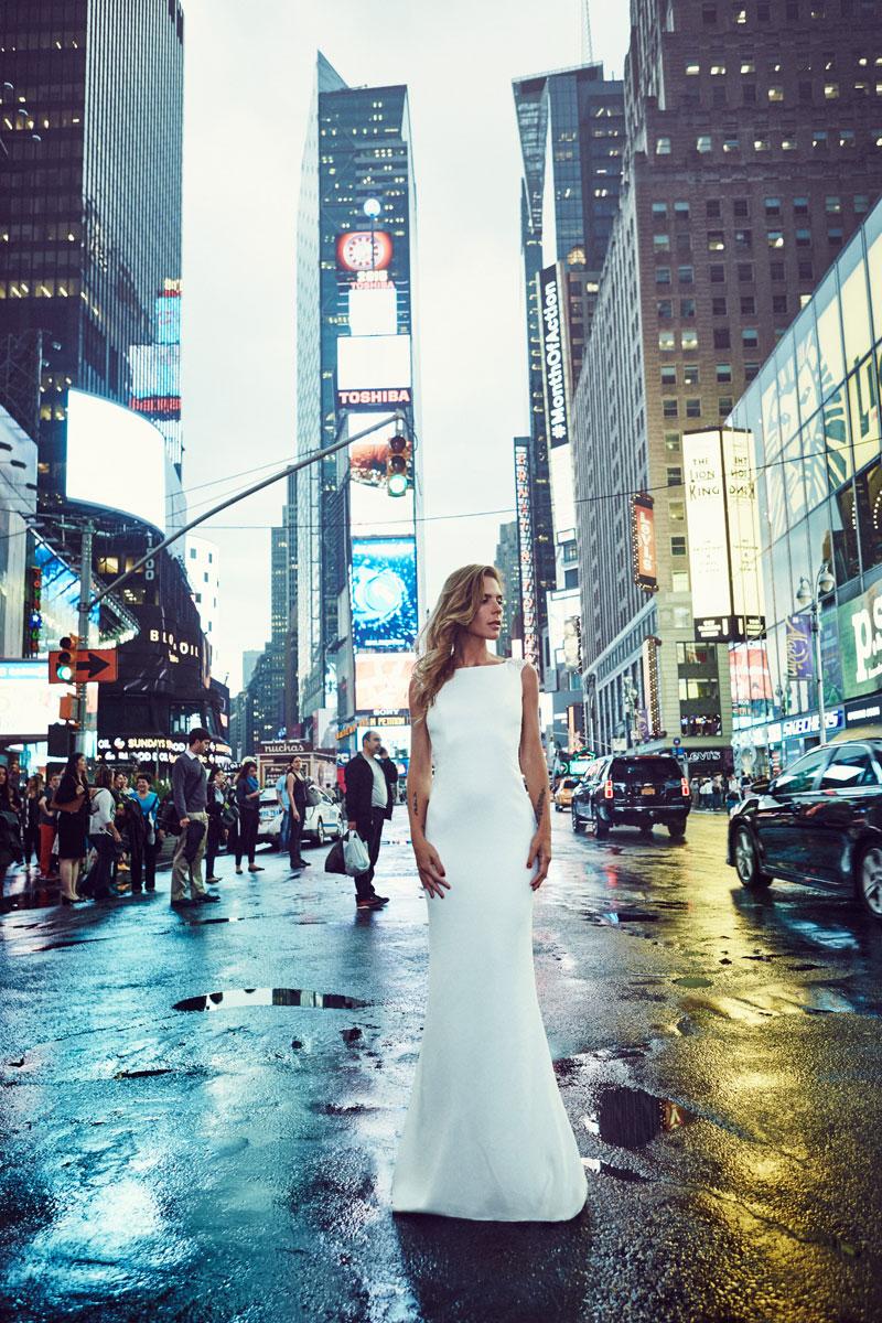 //PronoviasItBridge NYC TimeSq__ _baja_sRBG