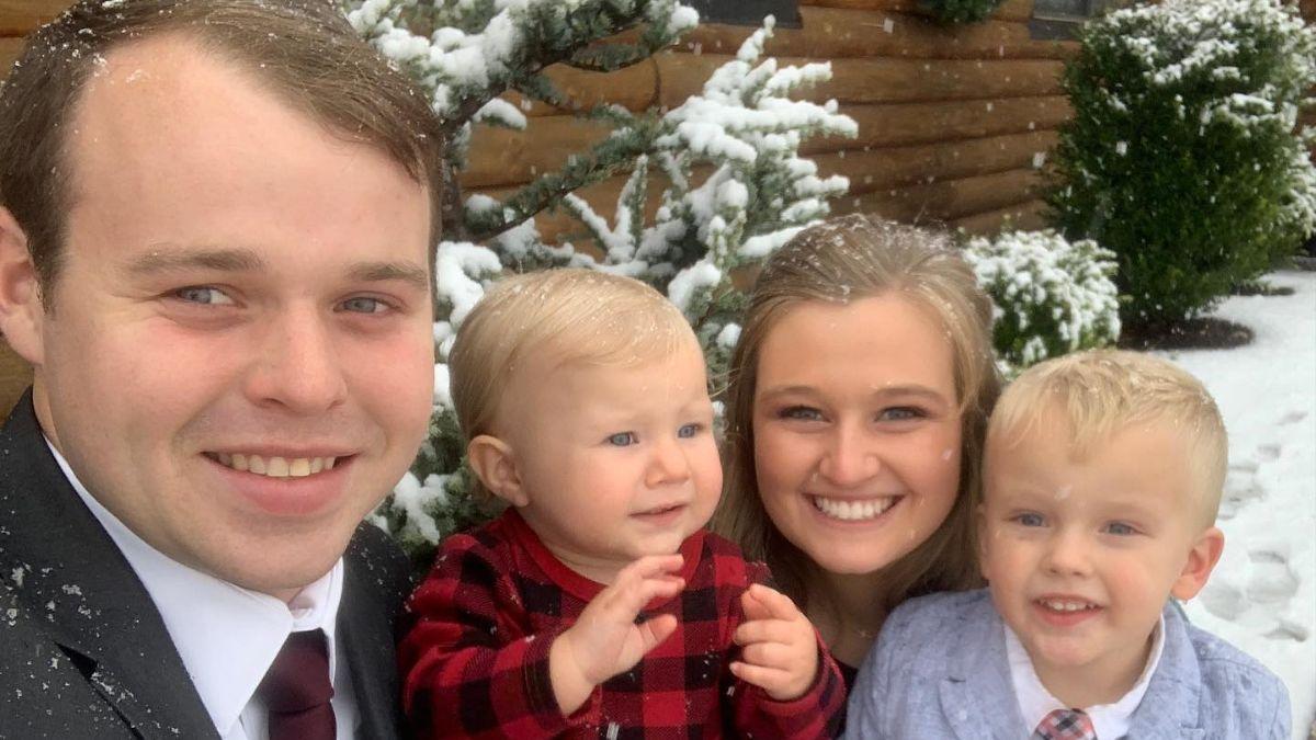 Photo of Joe Duggar and family