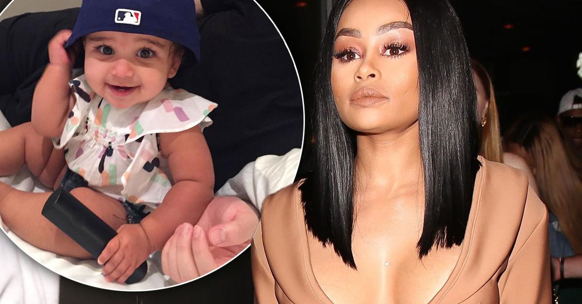 Khloe Posts Photo Of Rob Kardashian & Dream Amid Custody War