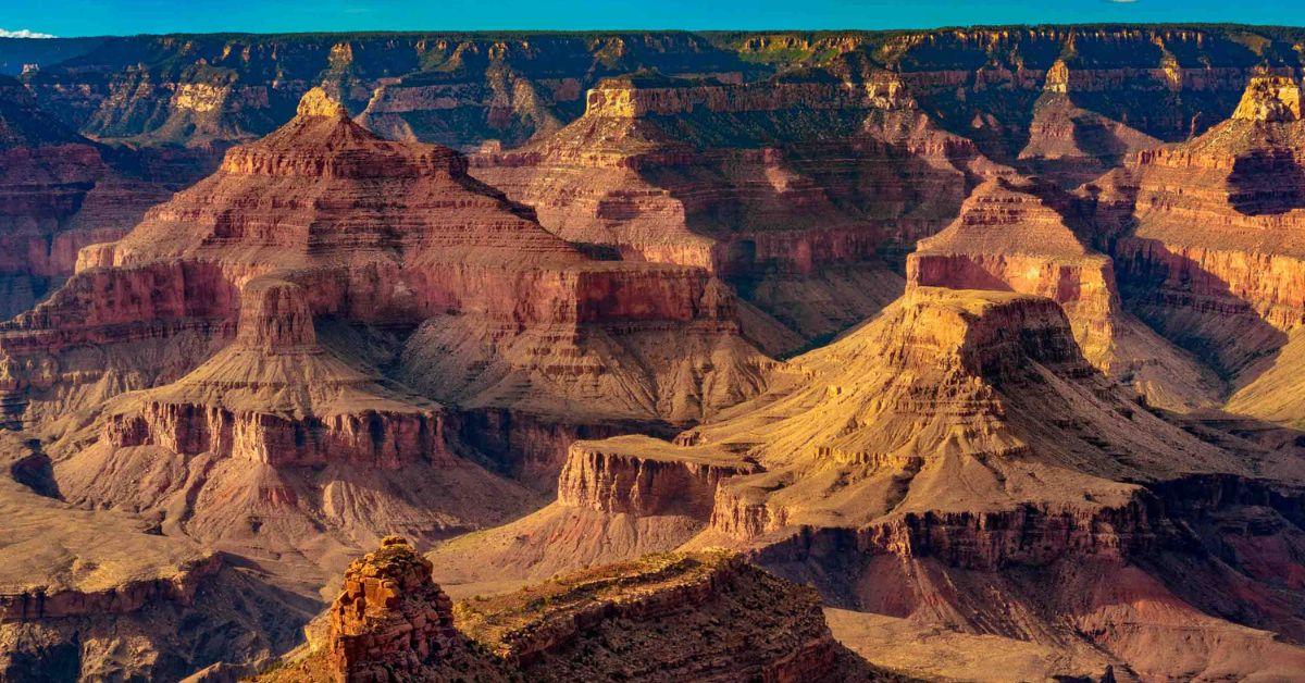 An NFL tweet depicts Super Bowl 2023 at the Grand Canyon. It's absurd