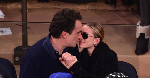 Mary Kate Olsen Olivier Sarkozy Knicks Game