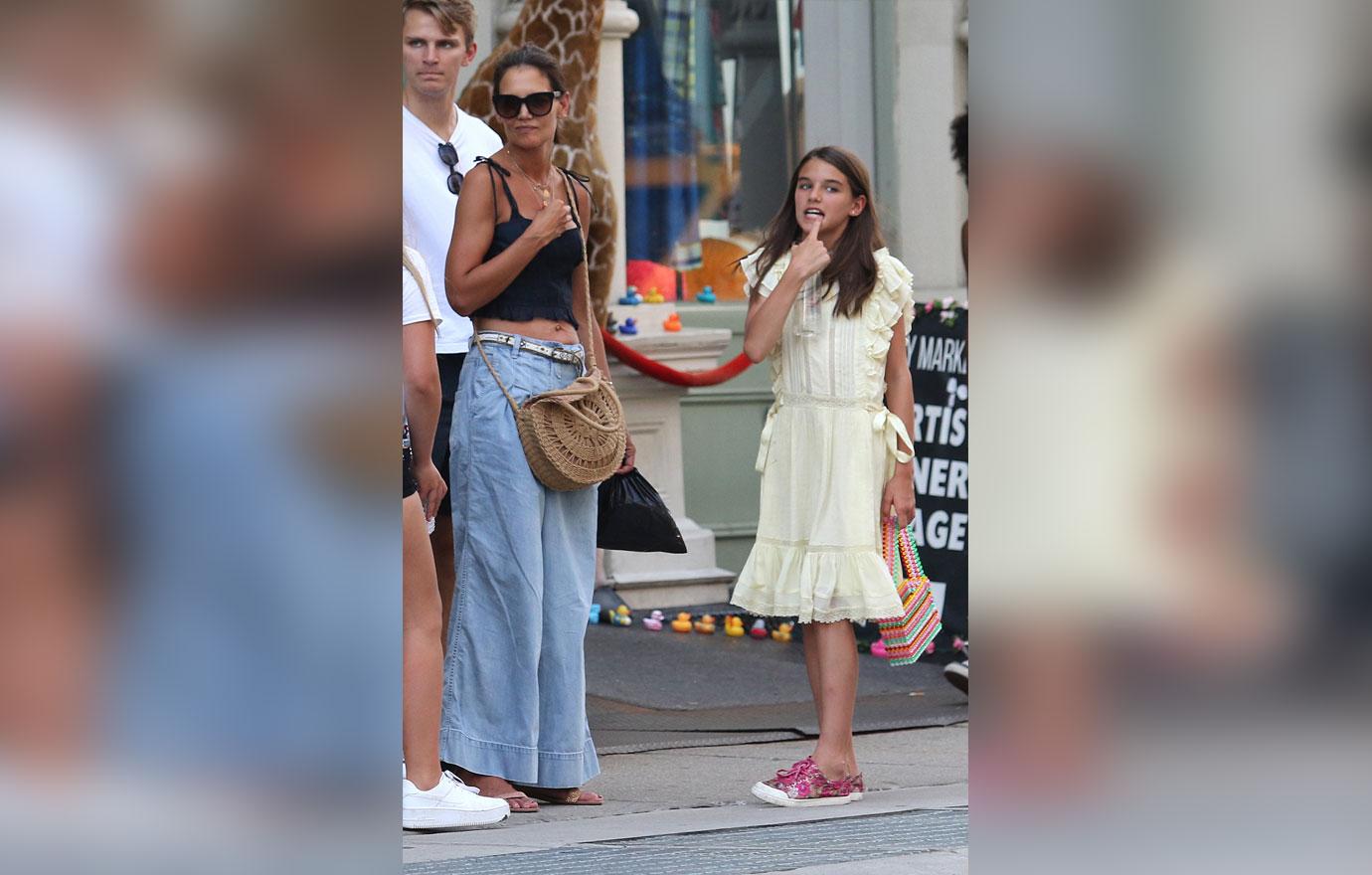 Katie Holmes And Suri Shop For Jewelry NYC