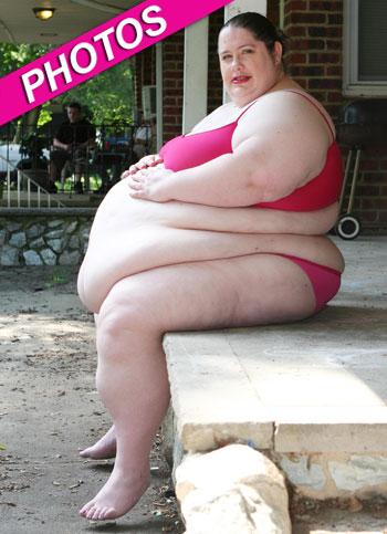 'World's Heaviest Mother' On A Diet After ‘Feeder’ Fiancé Dumps Her