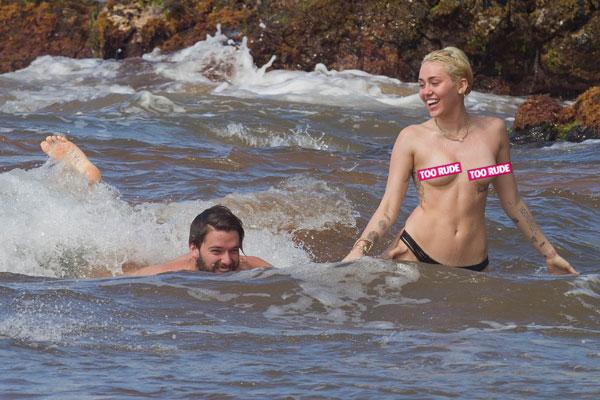 Miley Cyrus Nude Topless Bikini​