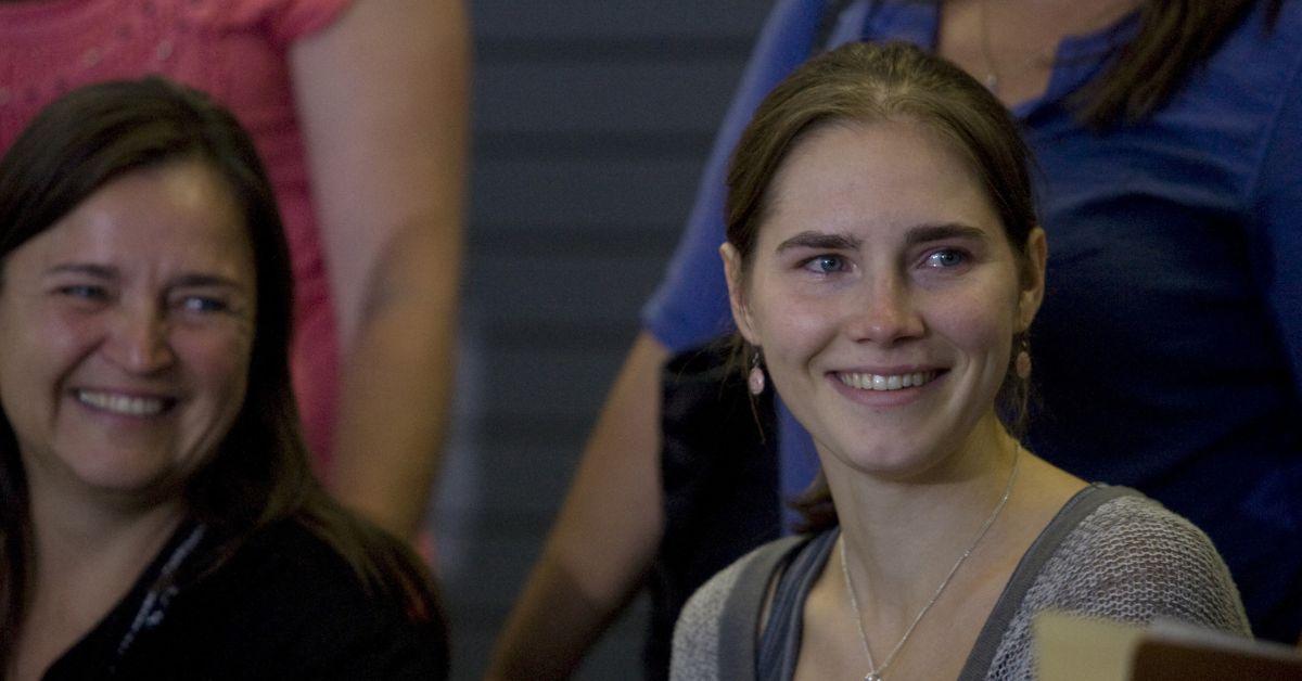 amanda knox ignites firestorm in italian village