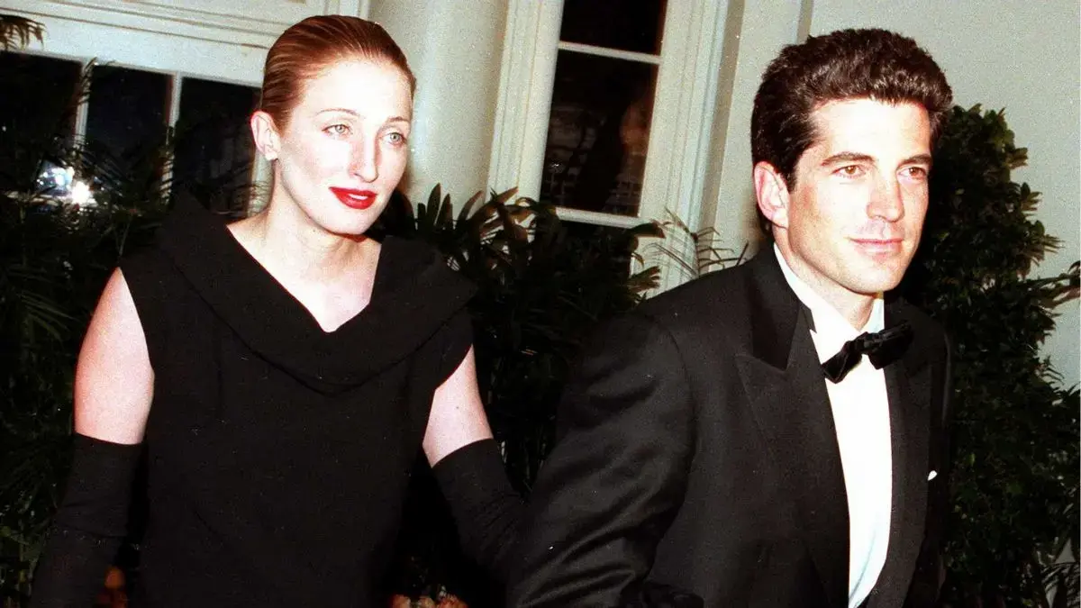 JFK Jr. and his wife both died in a plane crash in 1999.
