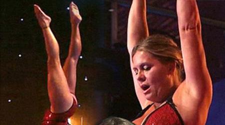 //nicole eggert dives sq