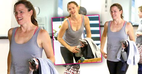 //jennifer garner ben affleck divorce revenge cleavage gym yoga pants pp
