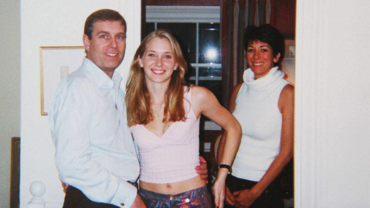 Photo of Prince Andrew, Virginia Giuffre and Ghislaine Maxwell