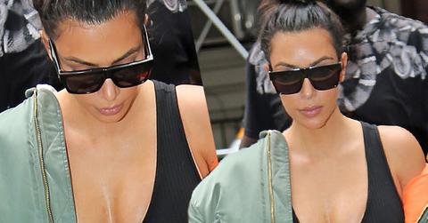 Kim Kardashian Boobs Cleavage Braless