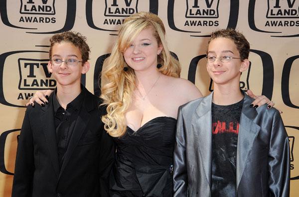 //everybody loves raymond suicide sawyer sweeten sister madylin family devastated