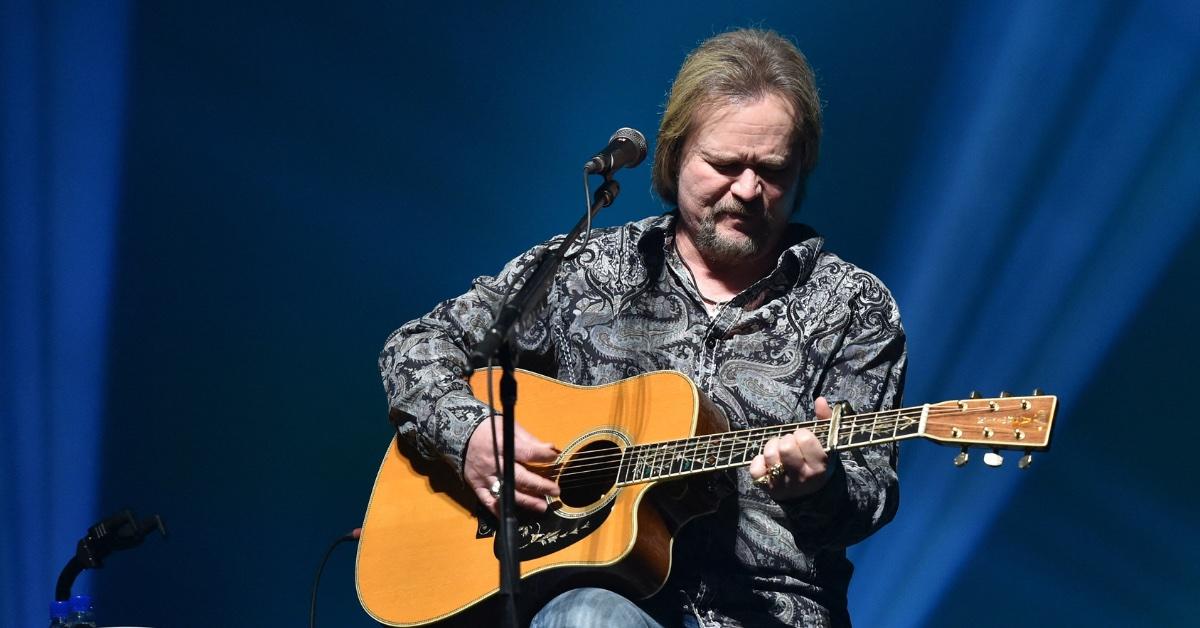 travis tritt drops anheuser busch tour dylan mulvaney partnership