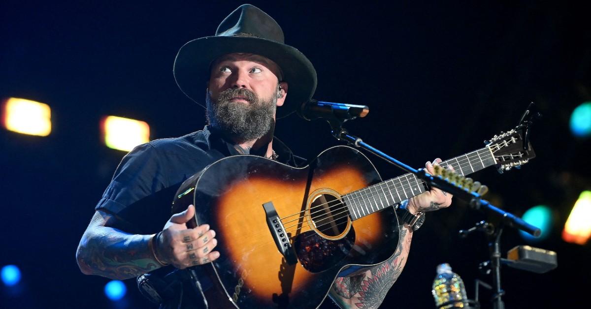 zac brown seeks divorce