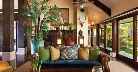 //b___nimes_tv_area_reverse_web