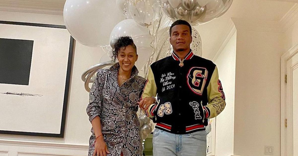 tia mowry serves husband cory hardrict divorce papers days after love my wife pp