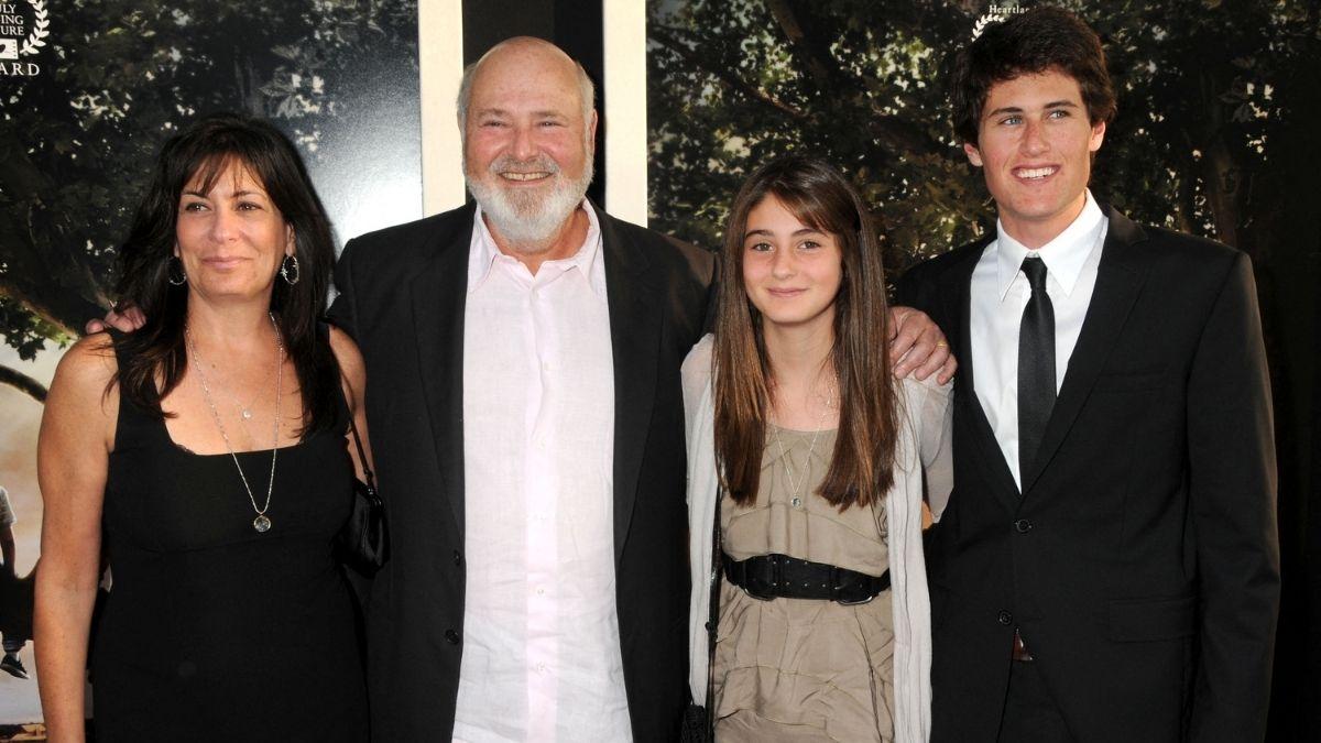 picture of Jake Reiner, Nick Reiner, Rob Reiner, Romy Reiner and Michele Singer