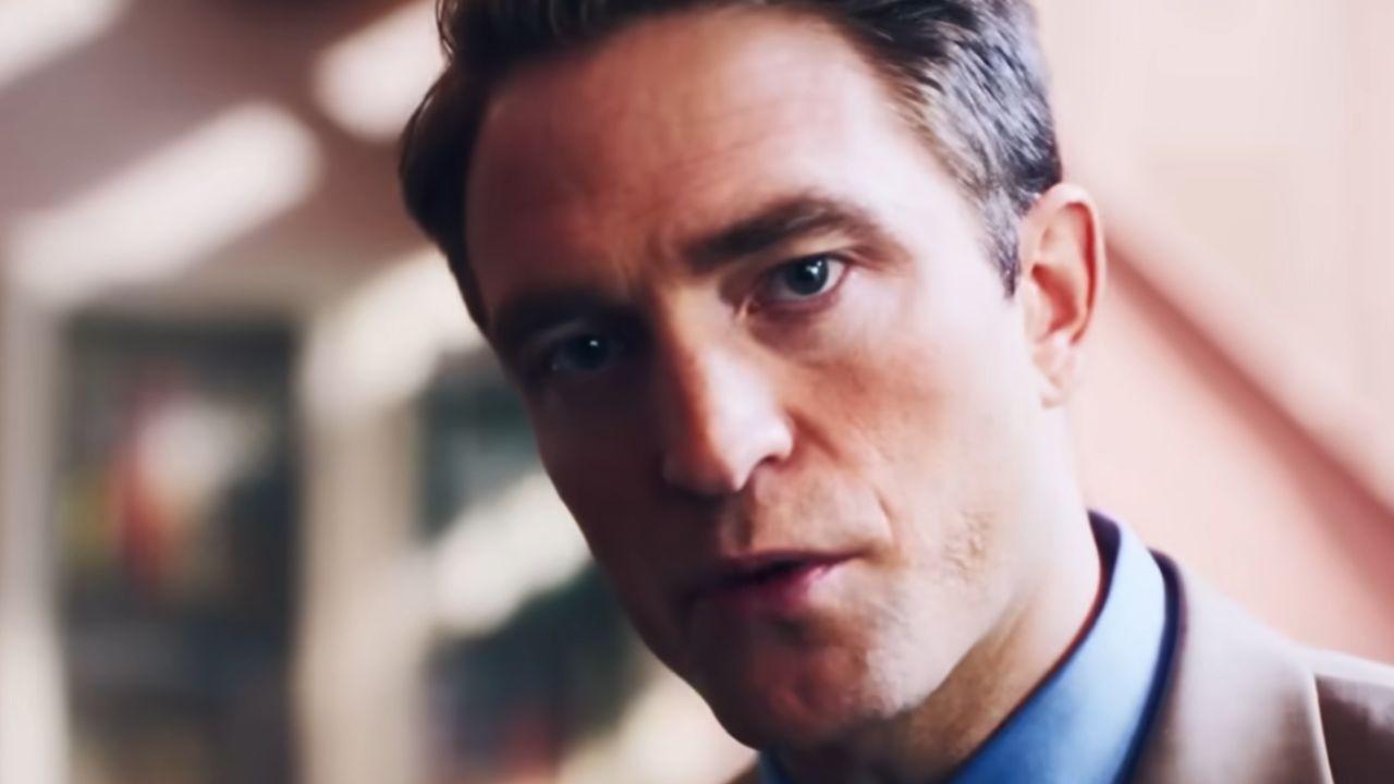 A photo of Robert Pattinson playing Chris Hansen