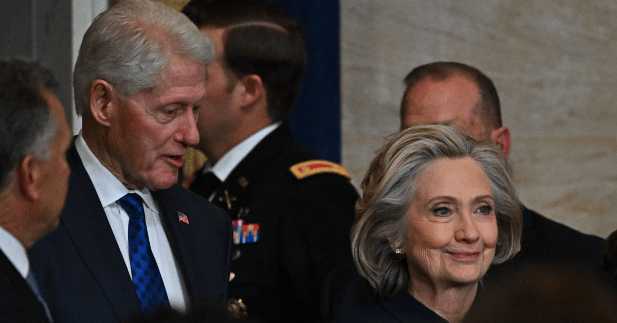 Photo of Bill and Hillary Clinton