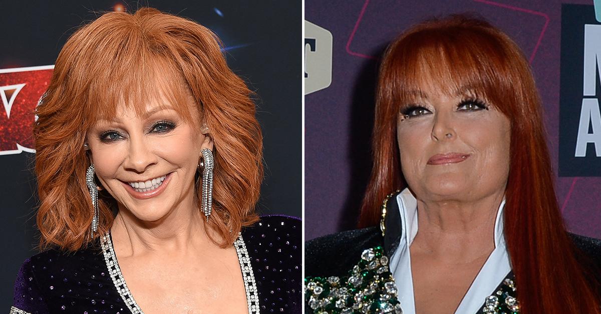 reba mcentire wynonna judd mad sharing spotlight the voice