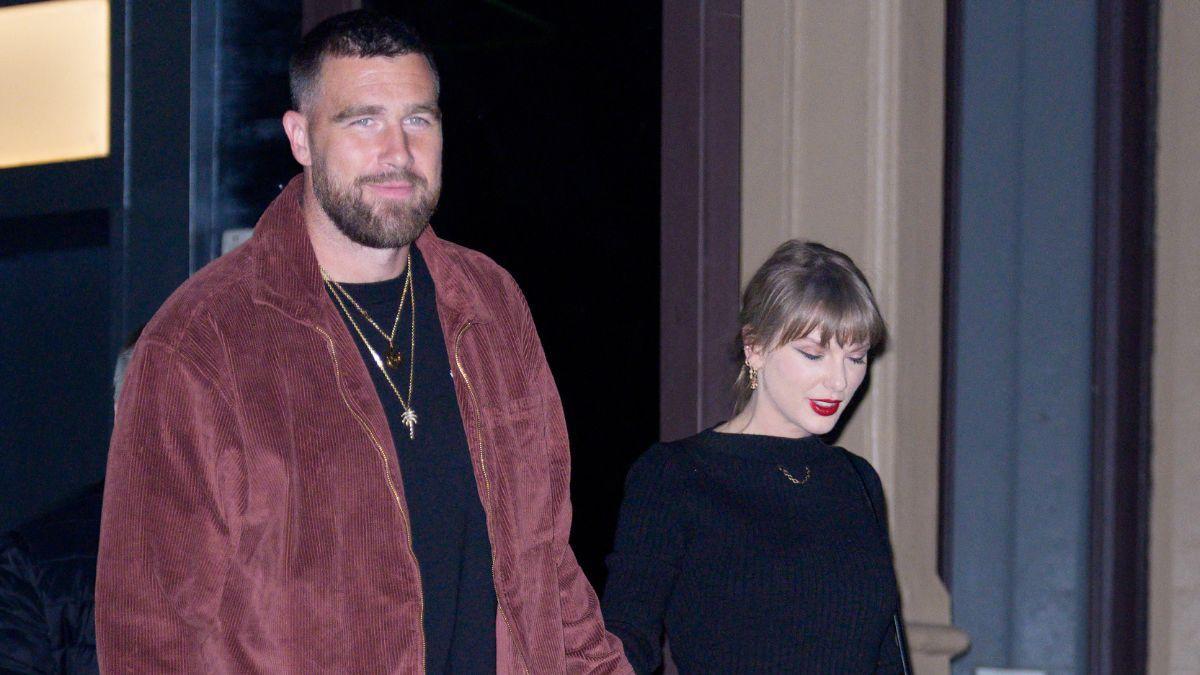 Photo of Travis Kelce and Taylor Swift
