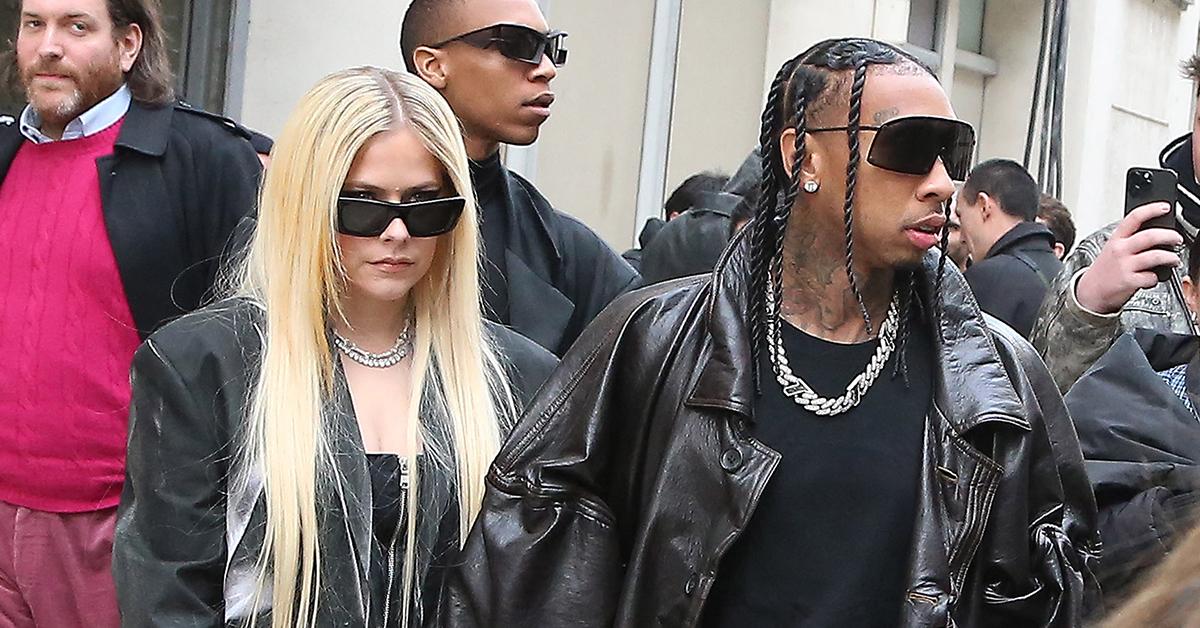 Pals Teasing Tyga For Letting Avril Lavigne Keep 80k Necklace After