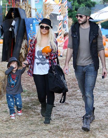 //christina aguilera pumpkin patch _ _