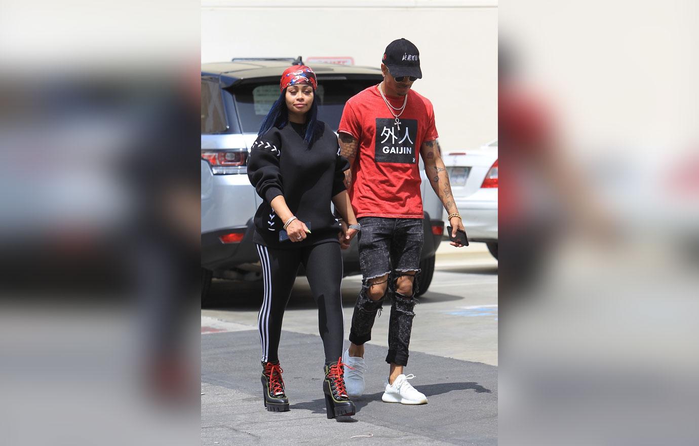 Blac Chyna Flaunts Mechie Pics