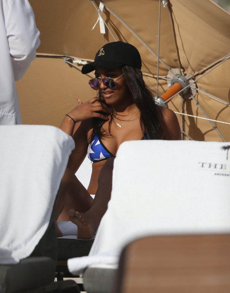 Sasha Obama Naked Bikini Miami Partying President Obama Daughters