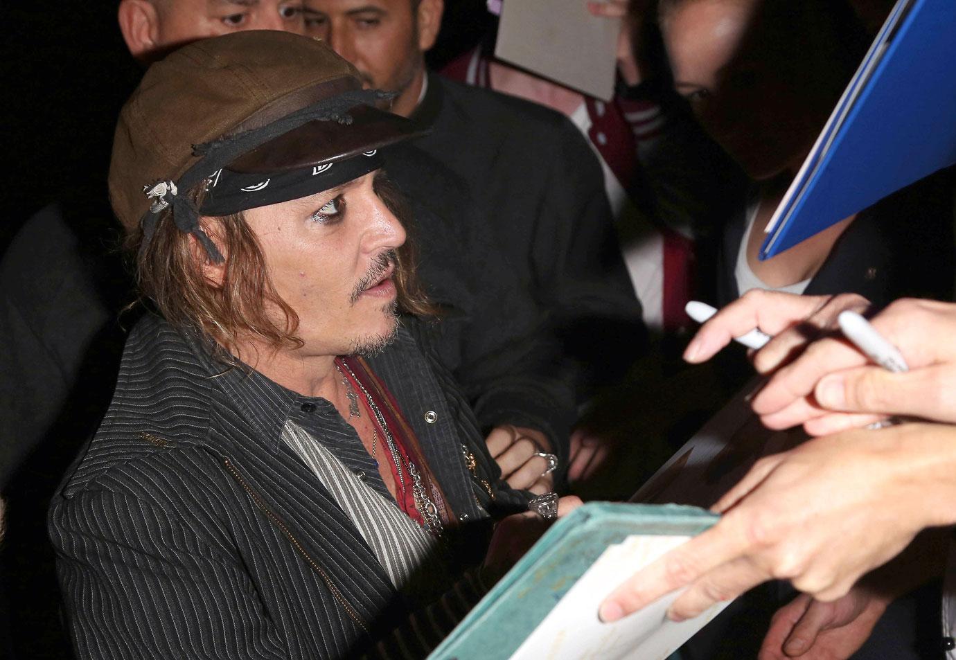 //johnny depp son sick paris