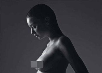 //blurredpostmirandakerrwmag