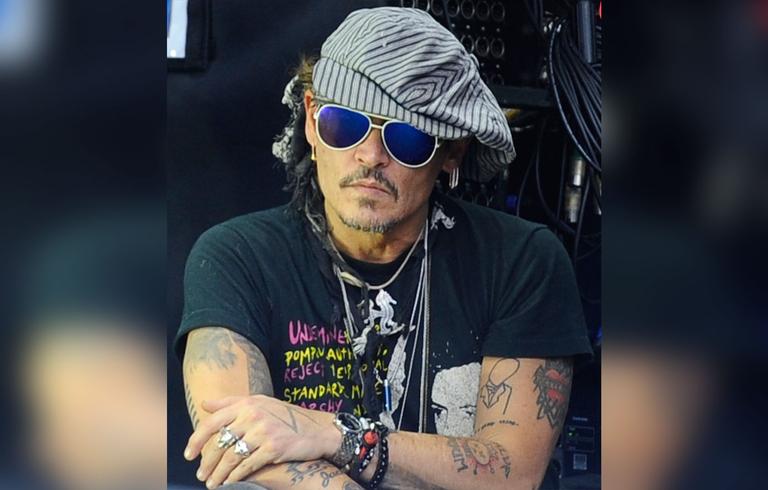 Johnny Depp Romancing Multiple Women In Serbia While Filming New Movie ...