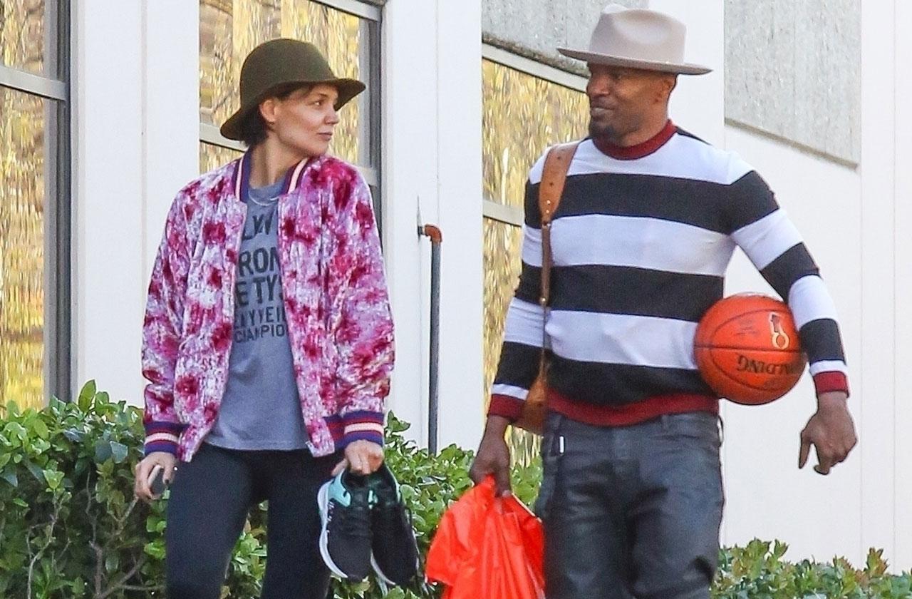 //jamie foxx katie holmes play basketball valentines day pp