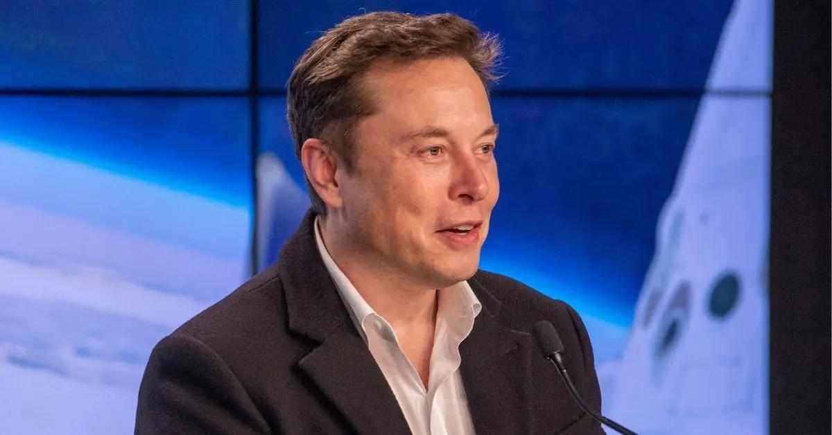 Crowds Chanted 'Bring Back Twitter' and Booed Musk at a Tournament