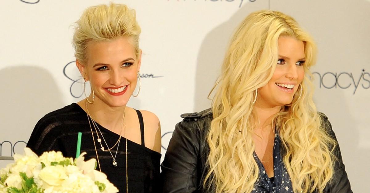 jessica simpson ashlee simpson releasing comeback albums same time