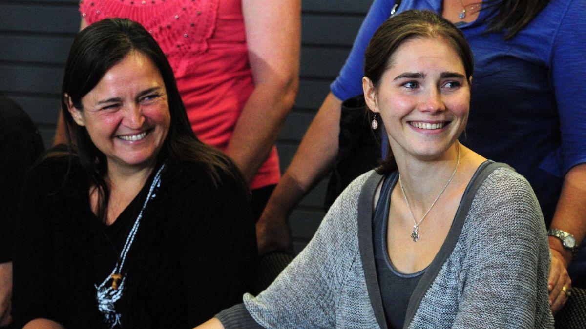 Amanda Knox returned to Italy to confront former prosecutor Giuliano Mignini.