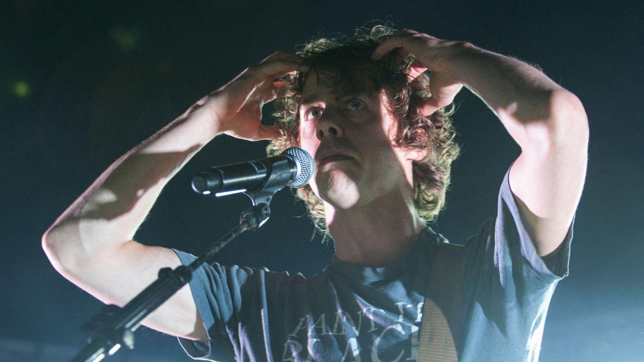 Photo of Johnny Borrell 