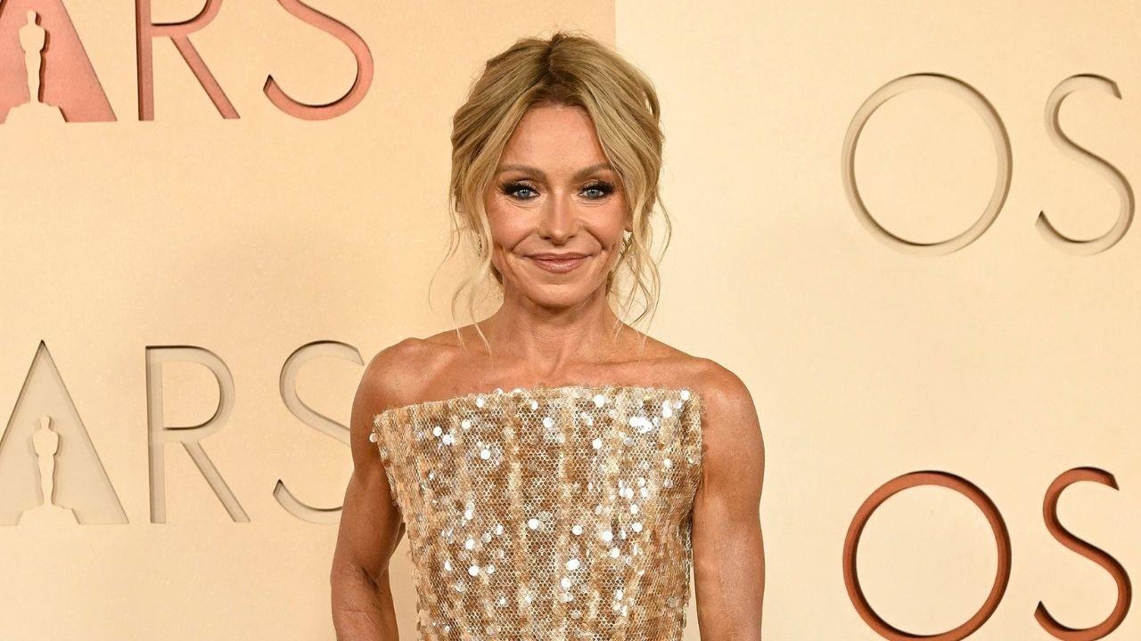 Image of According to Kelly Ripa, she only parallel parked once for her driving test.