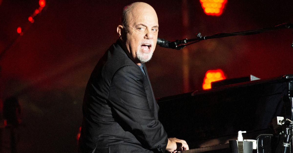 Photo of Billy Joel.