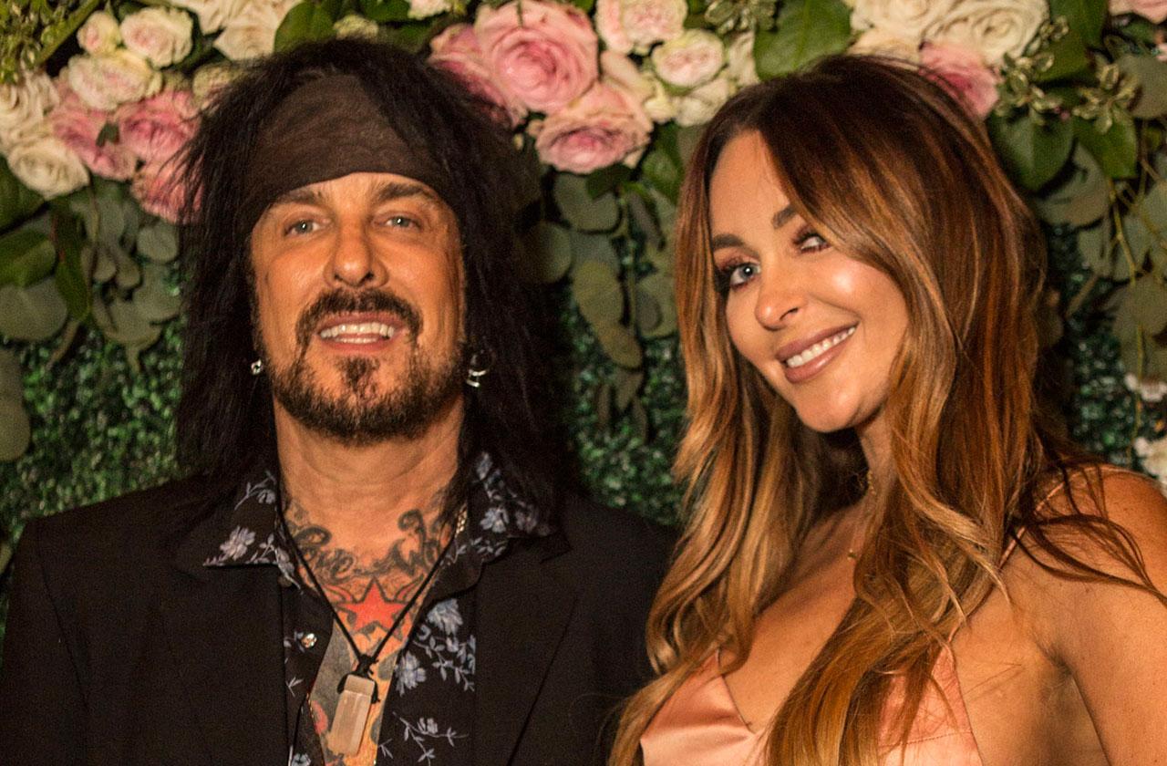 Motley Crue Rocker Nikki Sixx Wife Courtney Is Pregnant