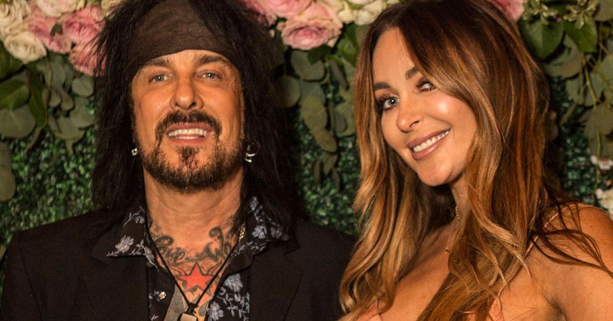 Motley Crue Rocker Nikki Sixx' Wife Courtney Is Pregnant(02)