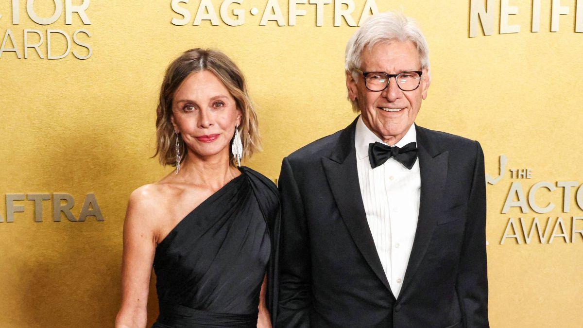 Photo of Harrison Ford and Calista Flockhart