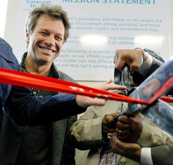 //bon_jovi_homelessness_e